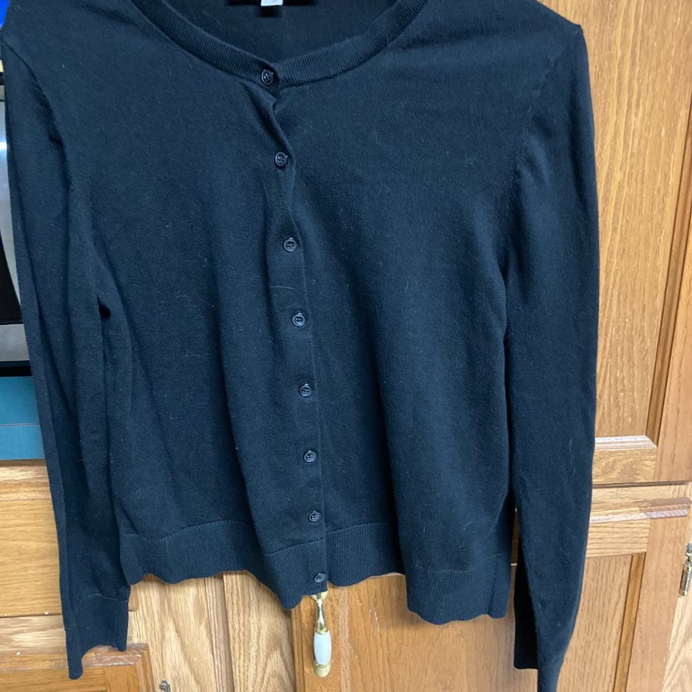 Sweaters - Picture 3 of 6